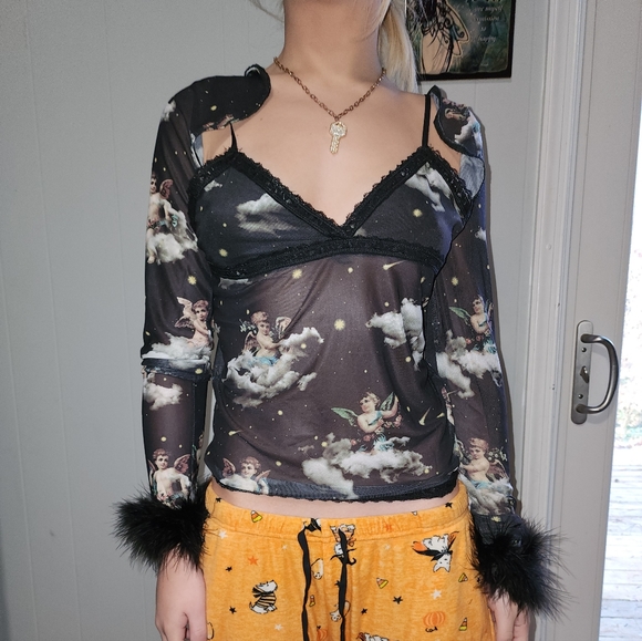 Dolls Kill Tops - NWT Dolls Kill Gorgeous Angel Cherub Cami And Feather Accented, Matching Shrug